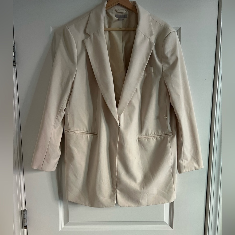 H&M Classic Cream Blazer